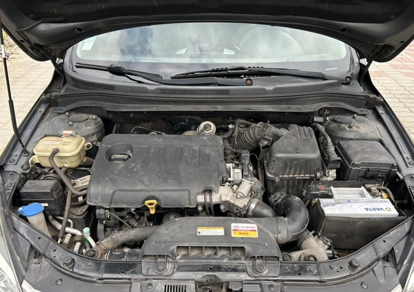 Kia Ceed cena 17900 przebieg: 217000, rok produkcji 2010 z Strzyżów małe 596